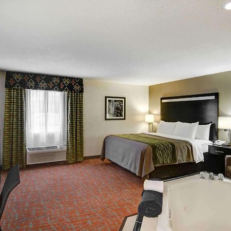 Comfort Inn Painesville Exterior photo